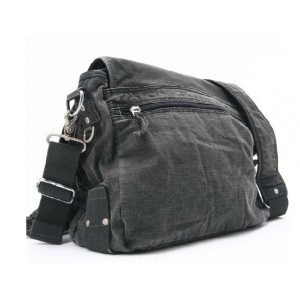 Messenger shoulder bag black